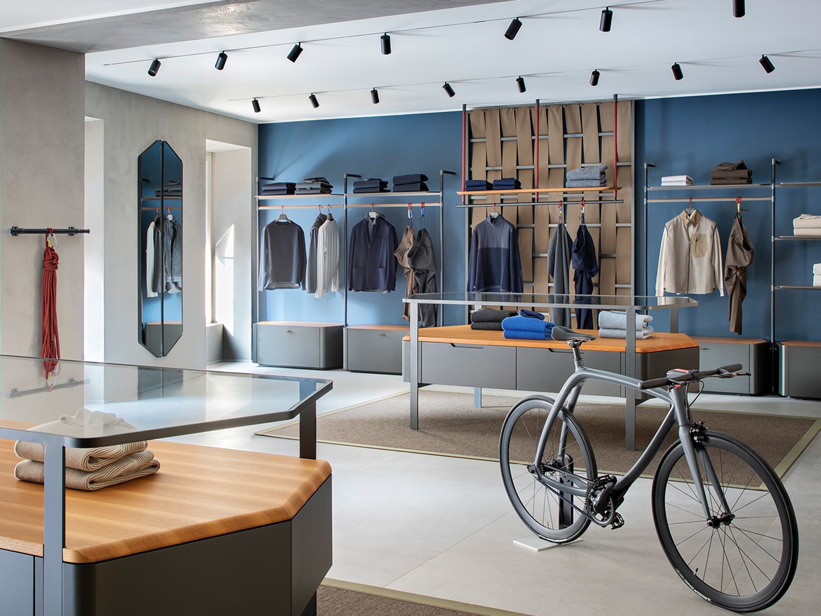 Sease Flagship Store - Milano